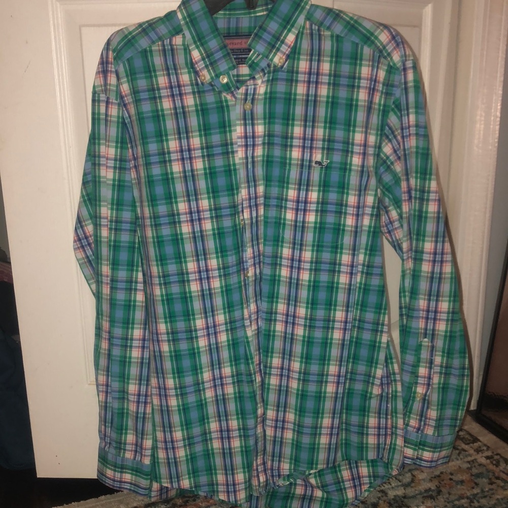 Vineyard Vines button down